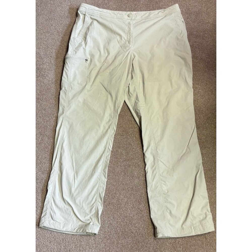 LL Bean Lightweight Cargo Ankle Pants Pockets Beige Hiking Belt Womens Sz 18